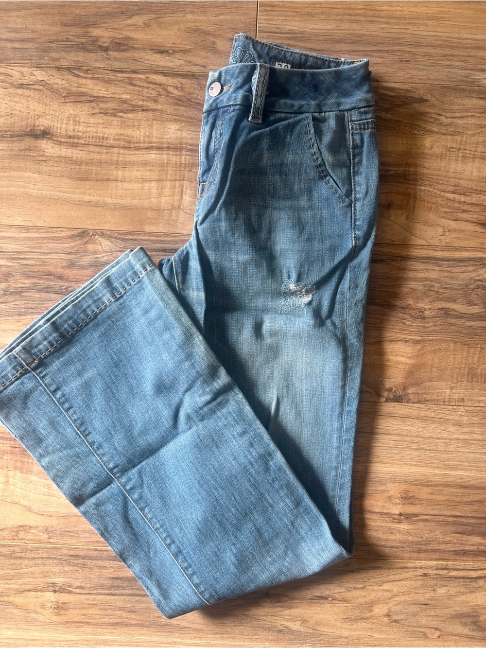 Miss Me RARE Women’s Trouser Jeans